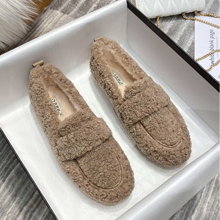 Padded shoes