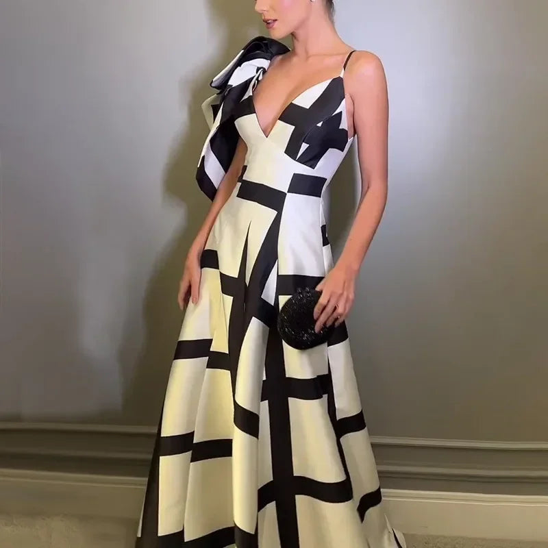 Vestido con Estampado Geométrico