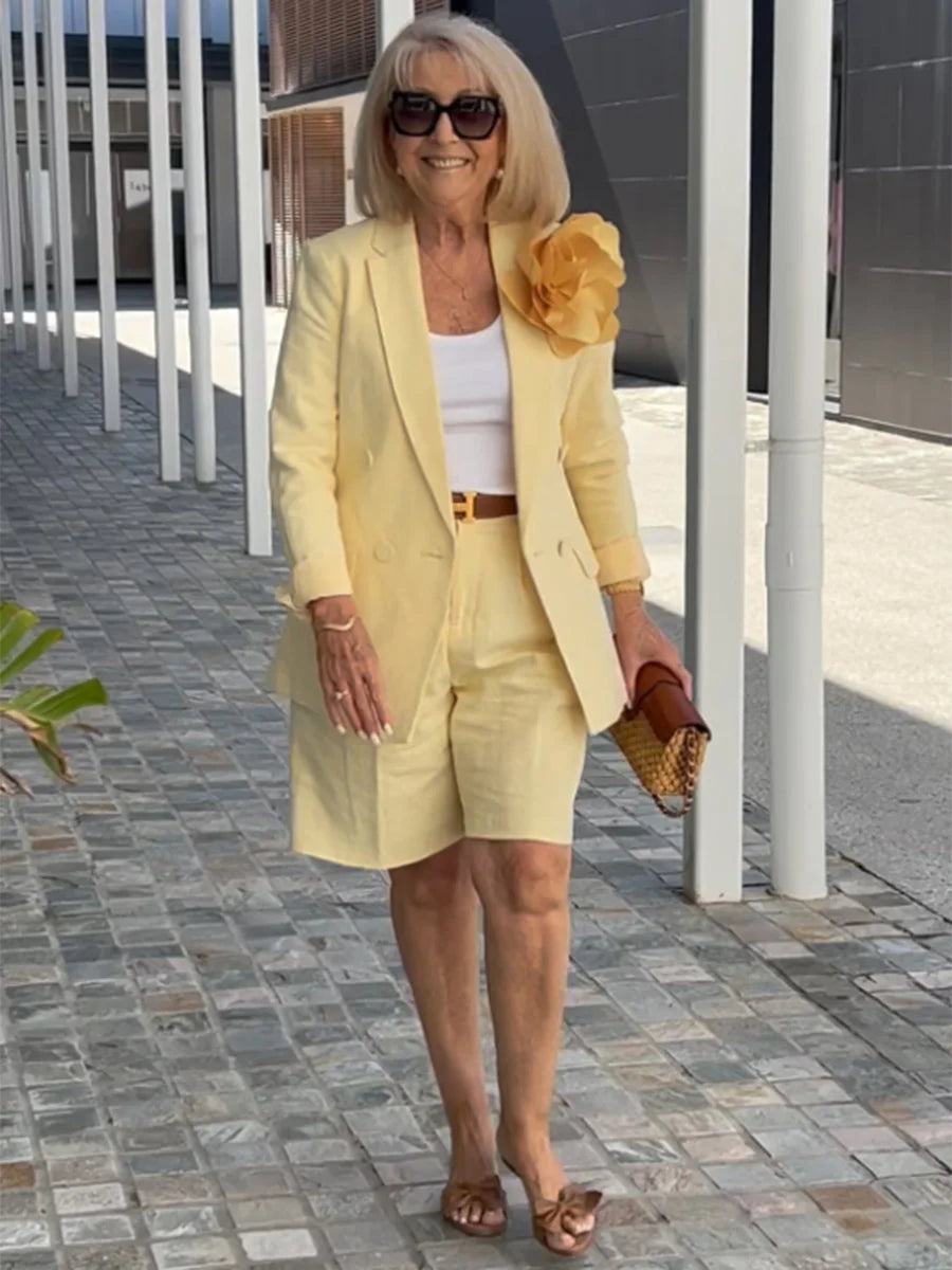Conjunto con Cárdigan y Shorts