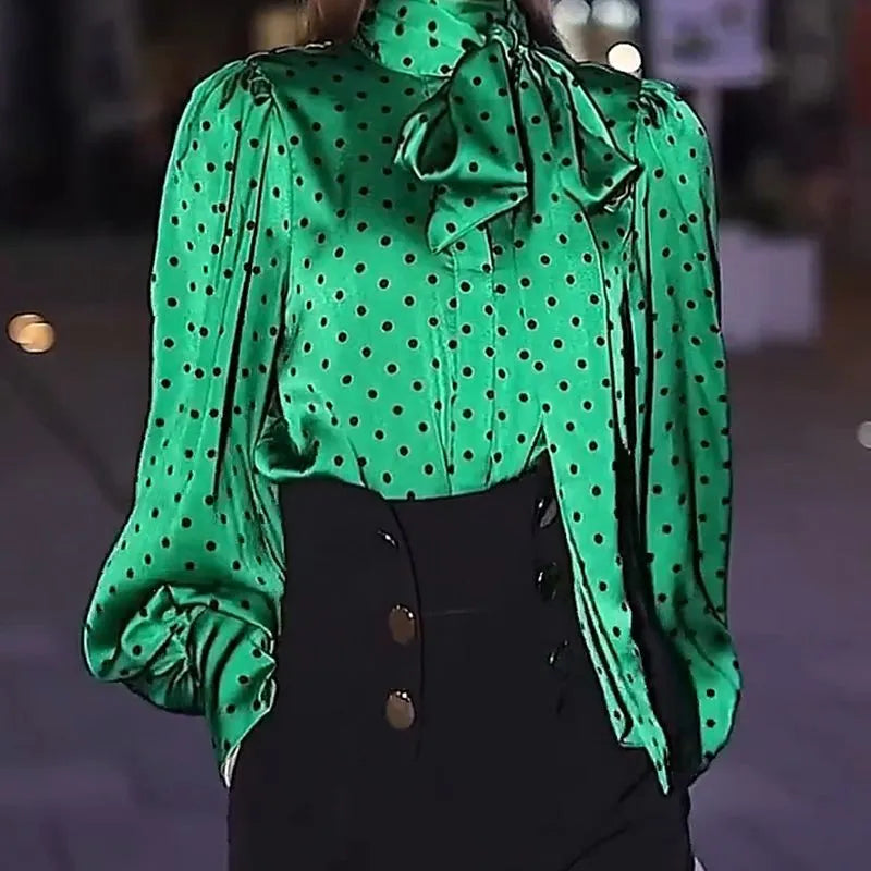 Blusa con Lazo y Cuello Bufanda