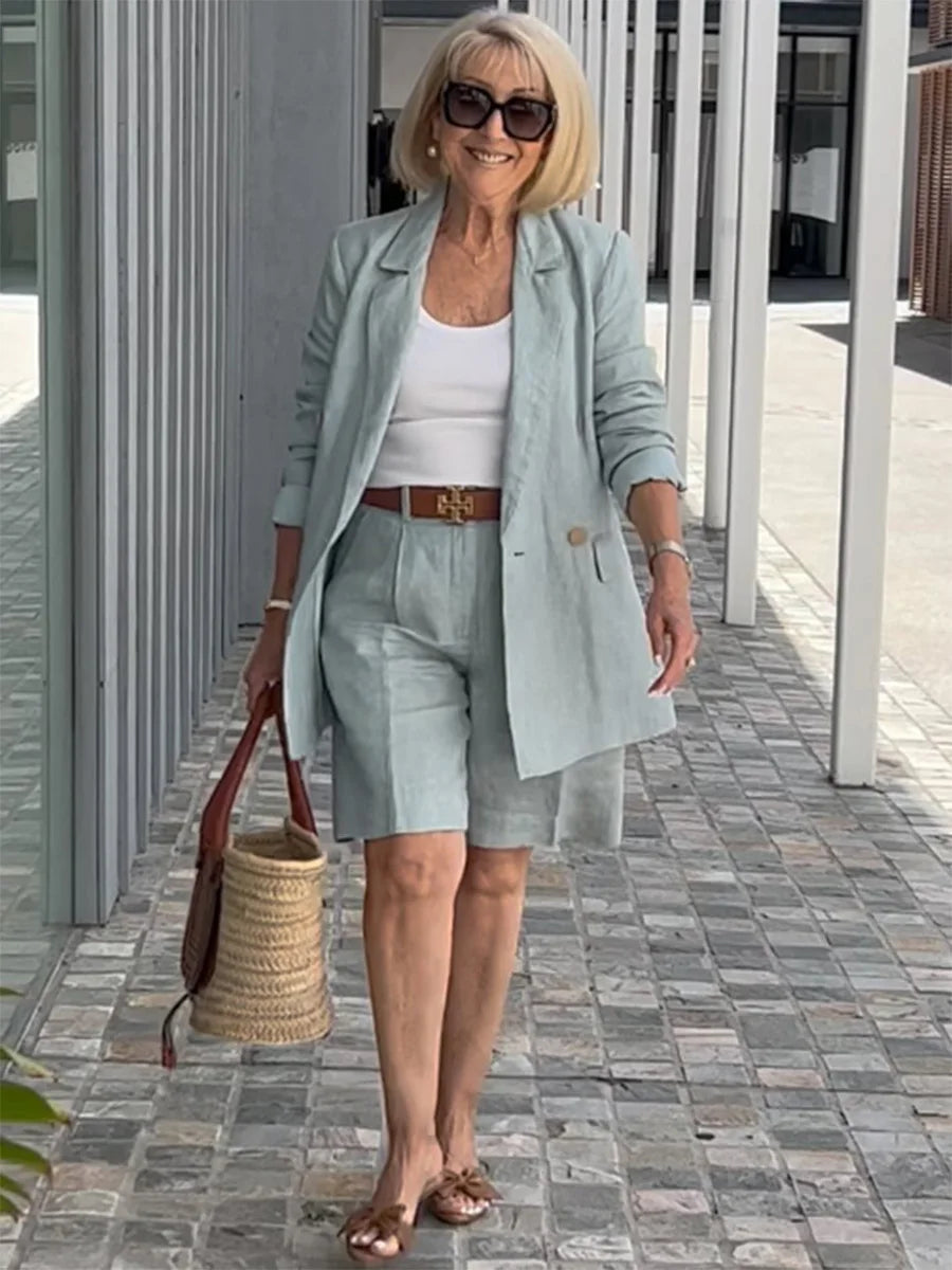 Conjunto con Cárdigan y Shorts