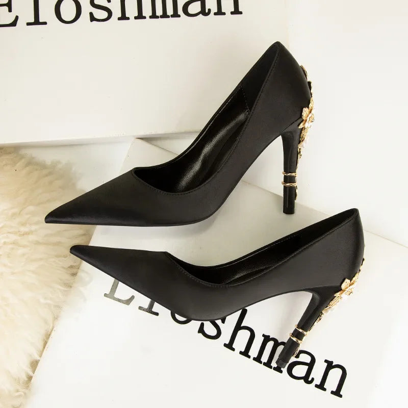 Stiletto Heel Shoes with Metallic Flowers