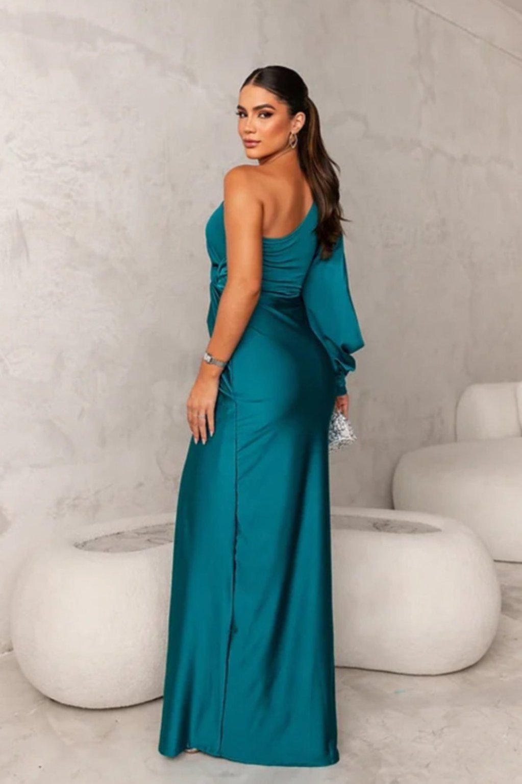 ARACELI - VESTIDO SATINADO DE UNA MANGA