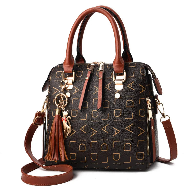 Elegante Bolso Tote con Borlas