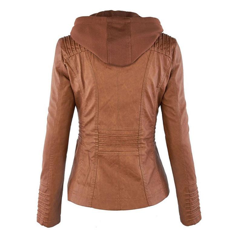 Chaqueta de cuero con capucha