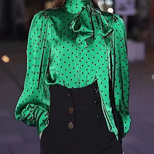 Blusa con Lazo y Cuello Bufanda