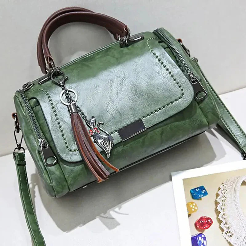 Bolso con Borla