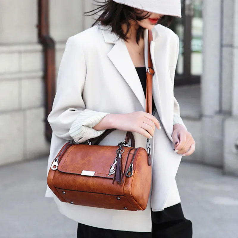 Bolso con Borla