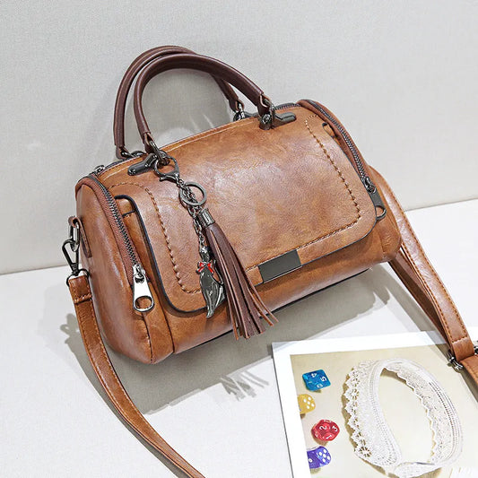 Bolso con Borla