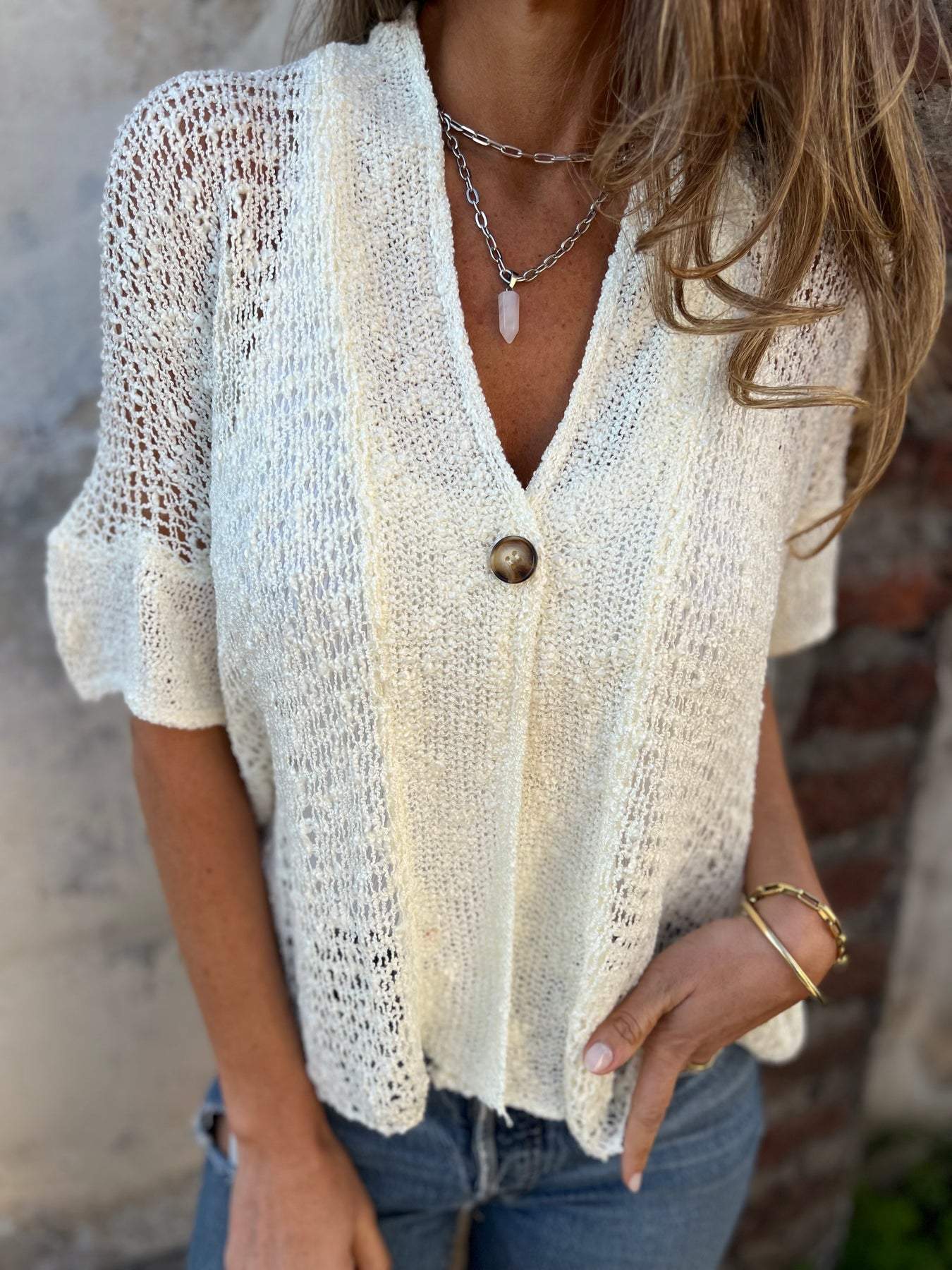 IVONIE - ELEGANT TEXTURED TOP