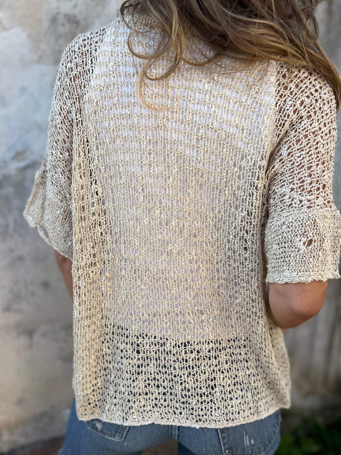 IVONIE - ELEGANT TEXTURED TOP