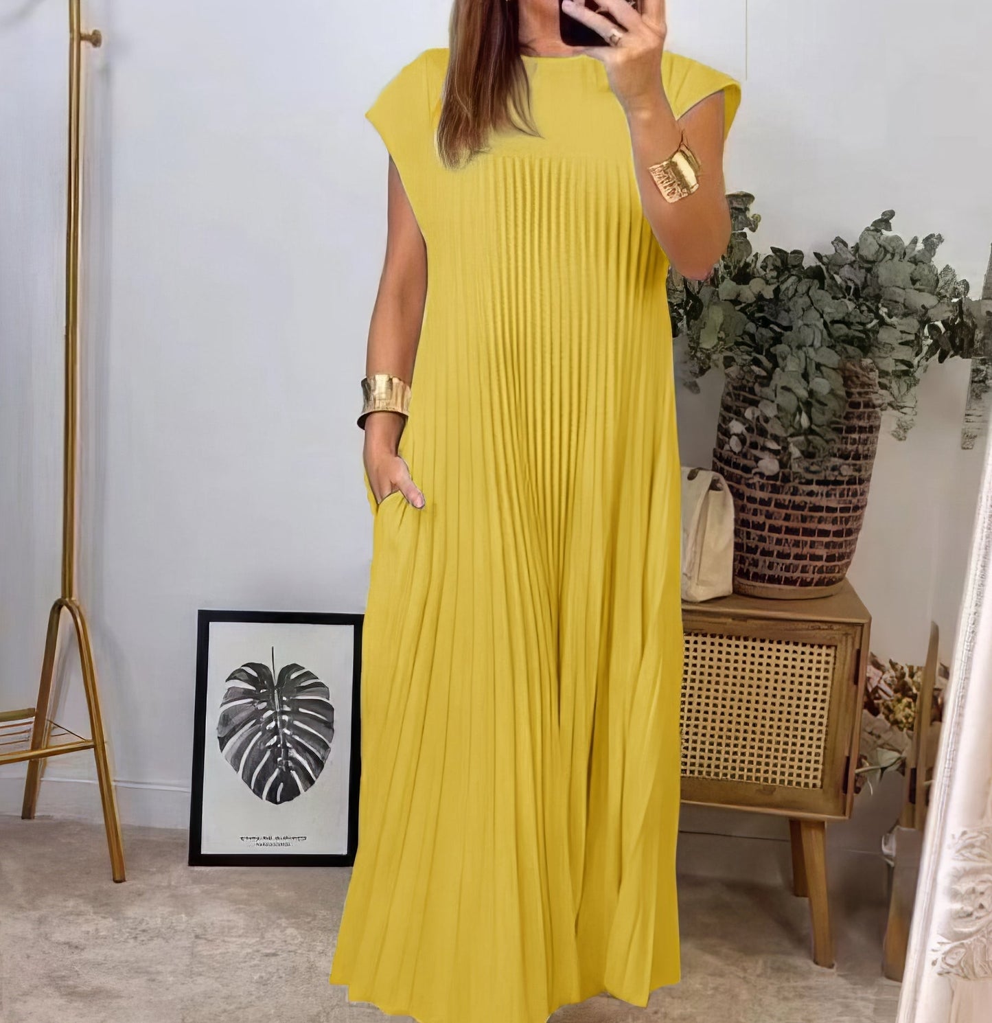 VESTIDO PLISADO SENCILLO SIN MANGAS